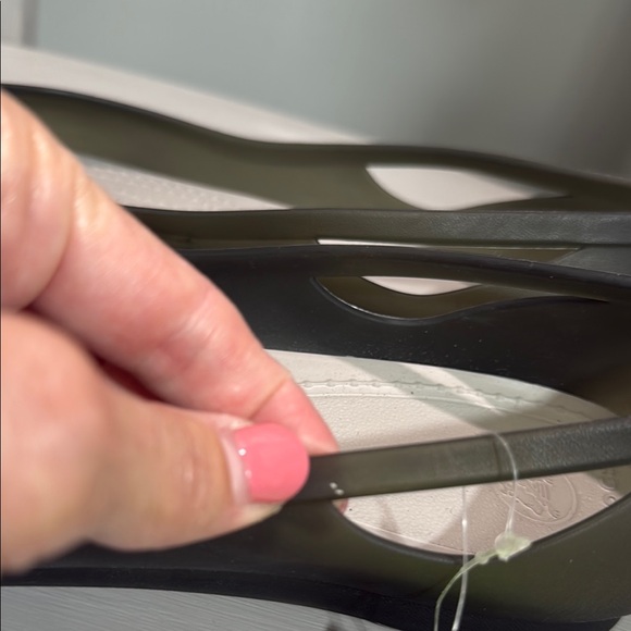 CROCS Black Pointed toe flats. NWT - Picture 5 of 10